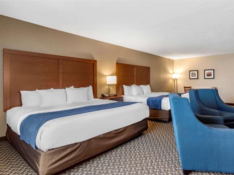 Comfort Inn & Suites Блу-Ридж Екстер'єр фото