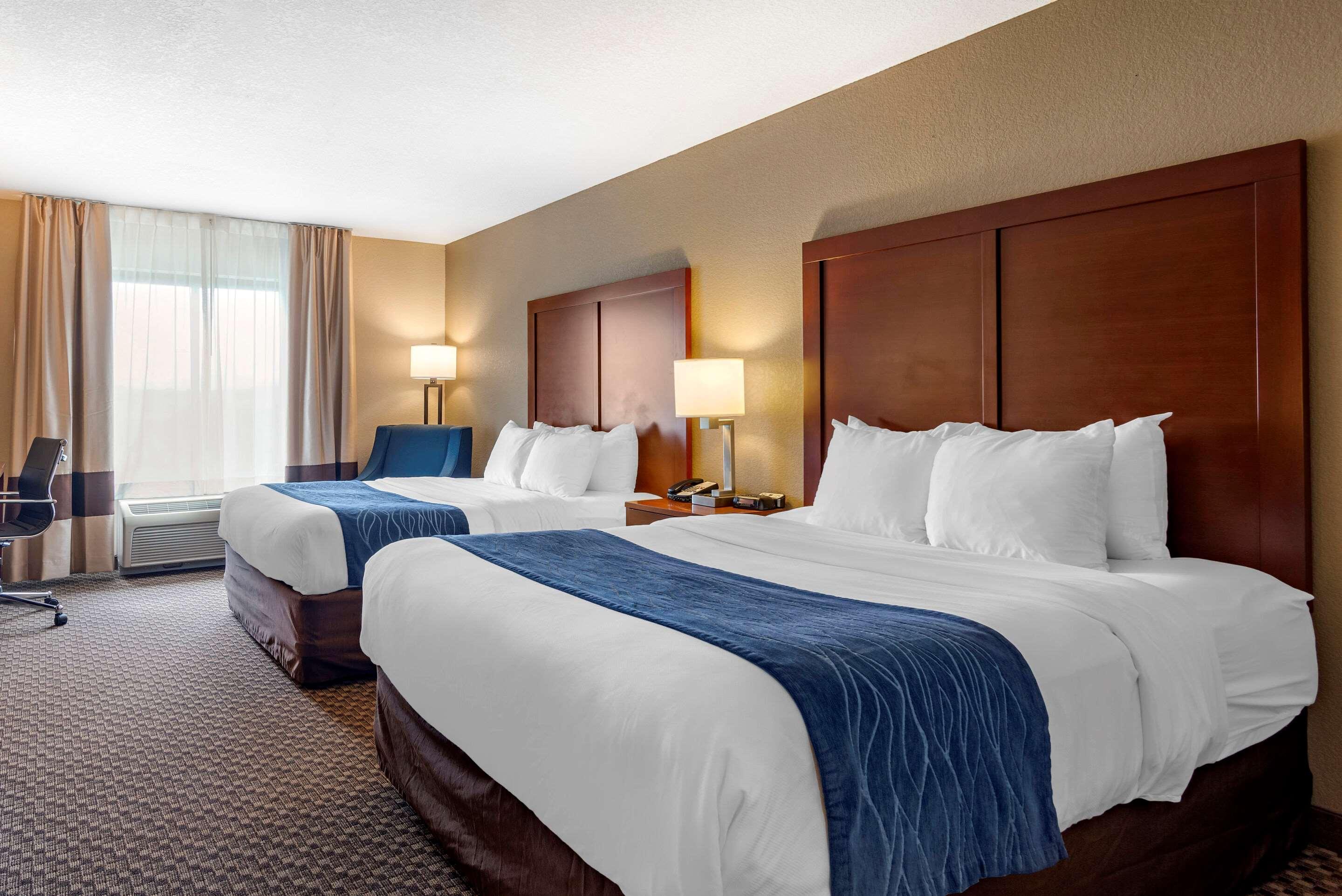 Comfort Inn & Suites Блу-Ридж Екстер'єр фото