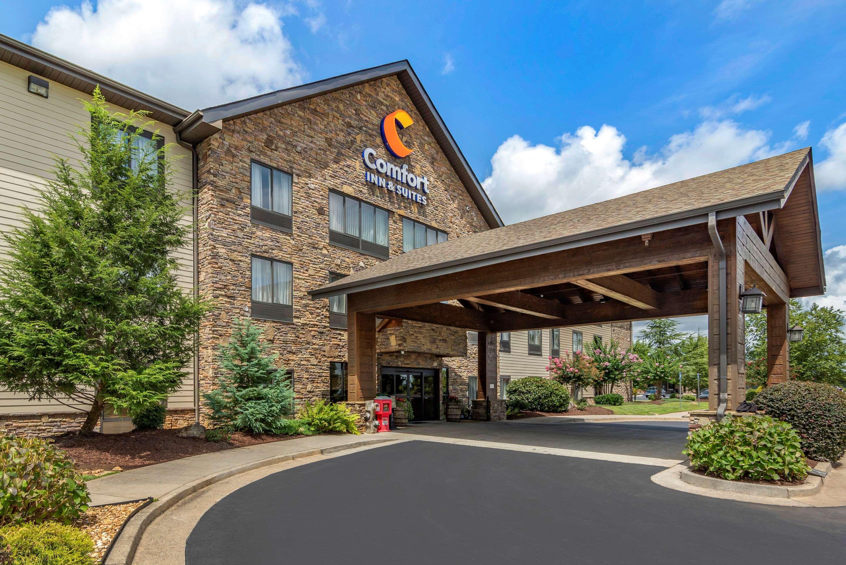 Comfort Inn & Suites Блу-Ридж Екстер'єр фото