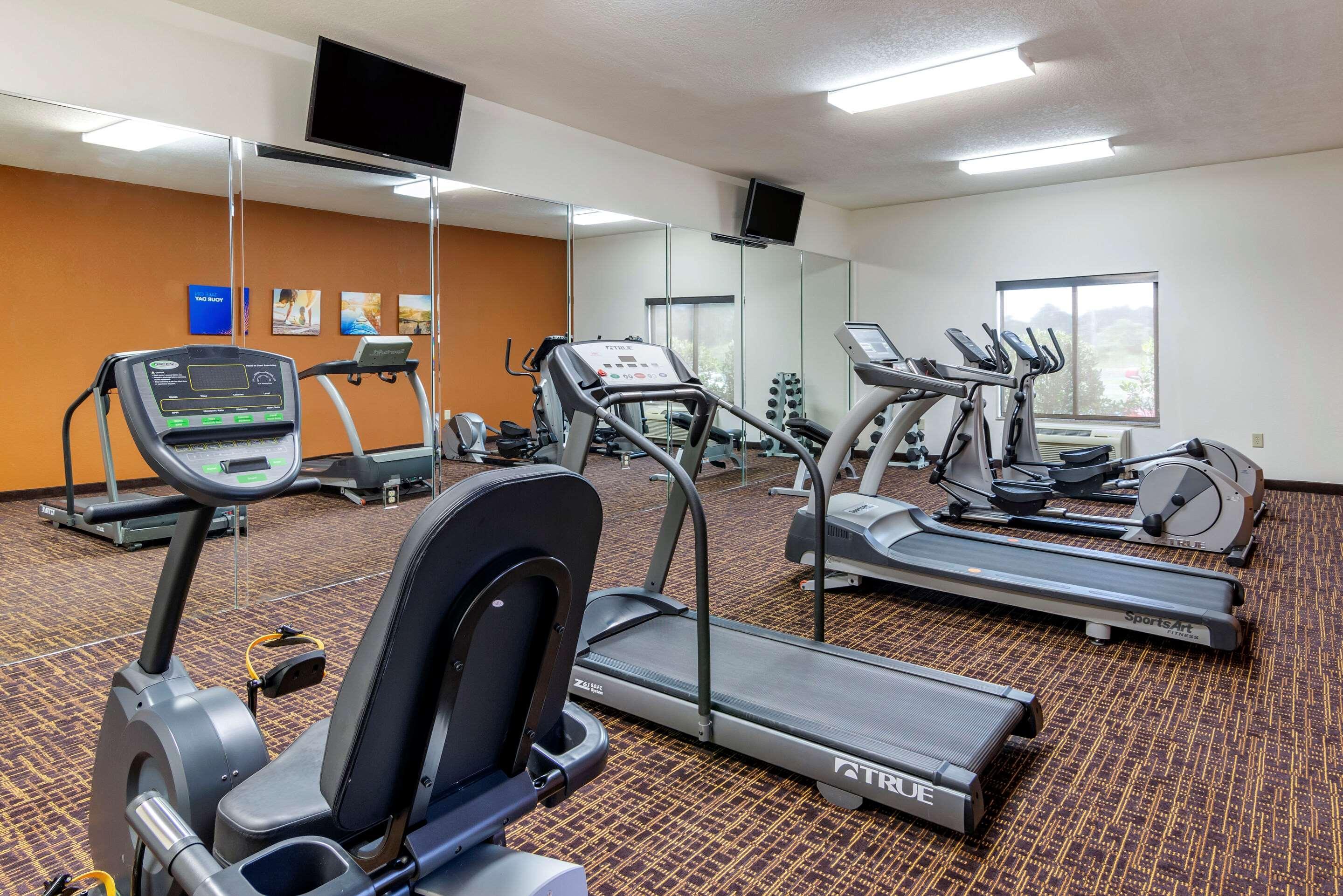 Comfort Inn & Suites Блу-Ридж Екстер'єр фото