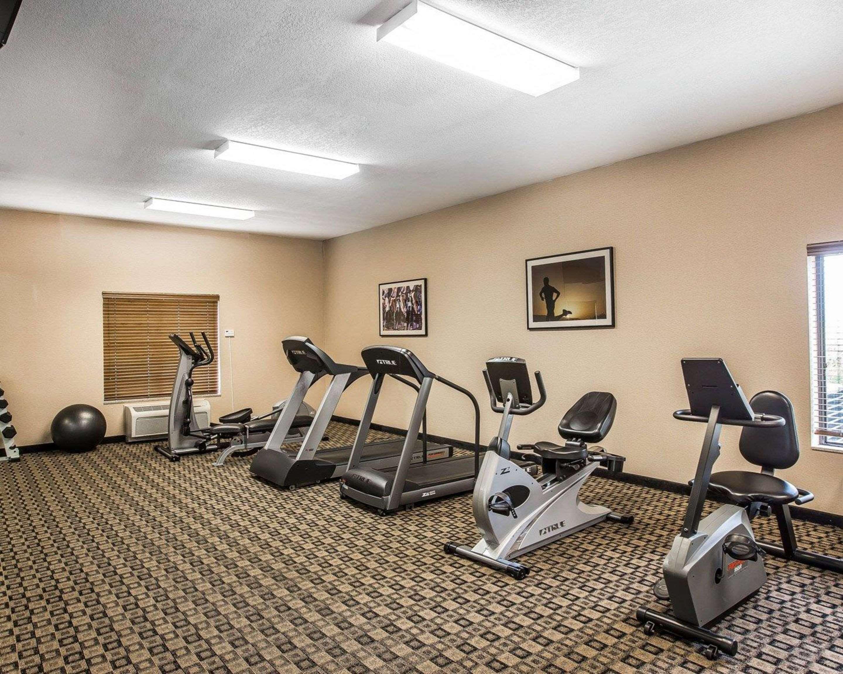 Comfort Inn & Suites Блу-Ридж Екстер'єр фото
